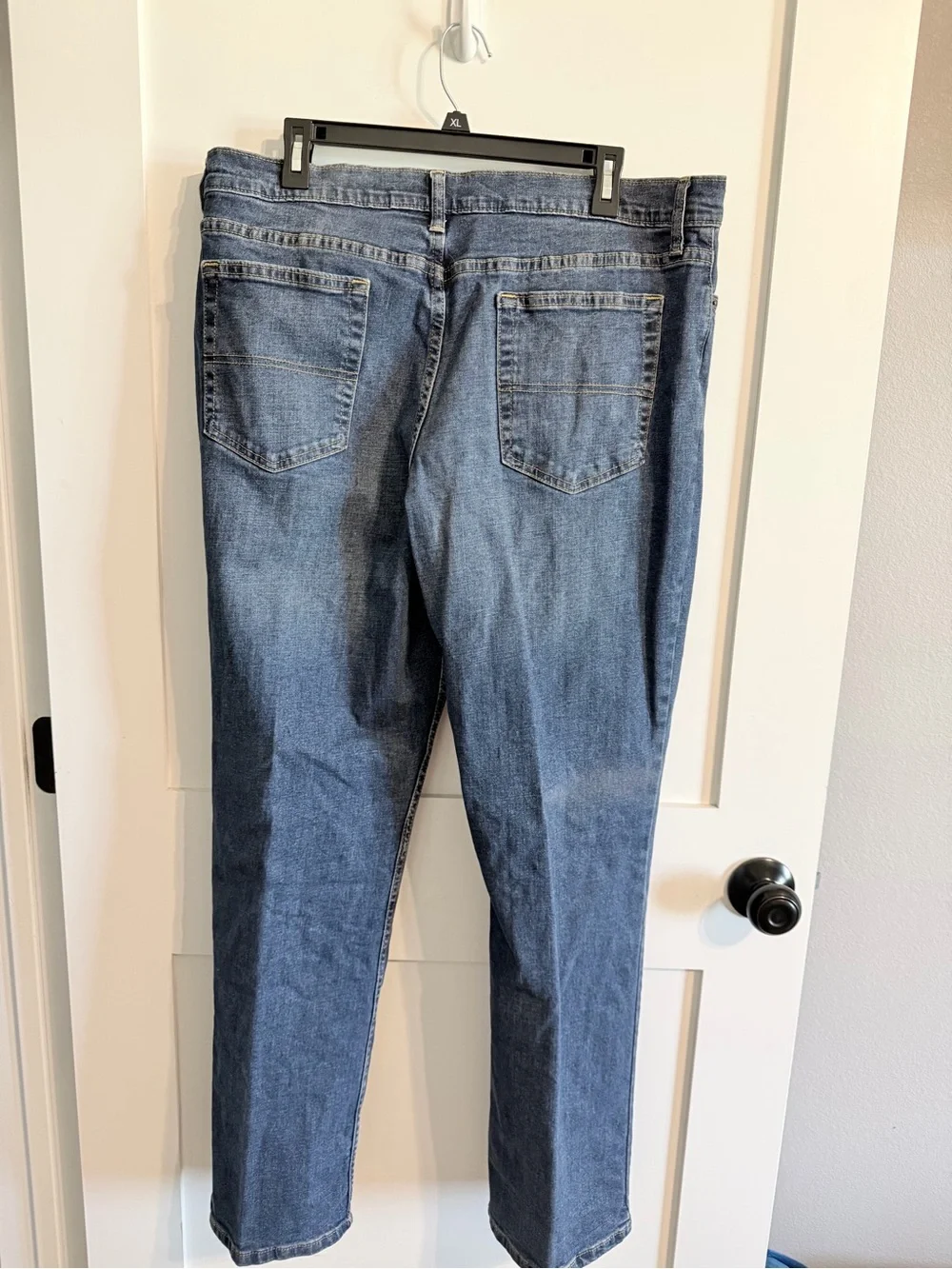 Men's Slim Straight Jeans in Medium Wash Blue
